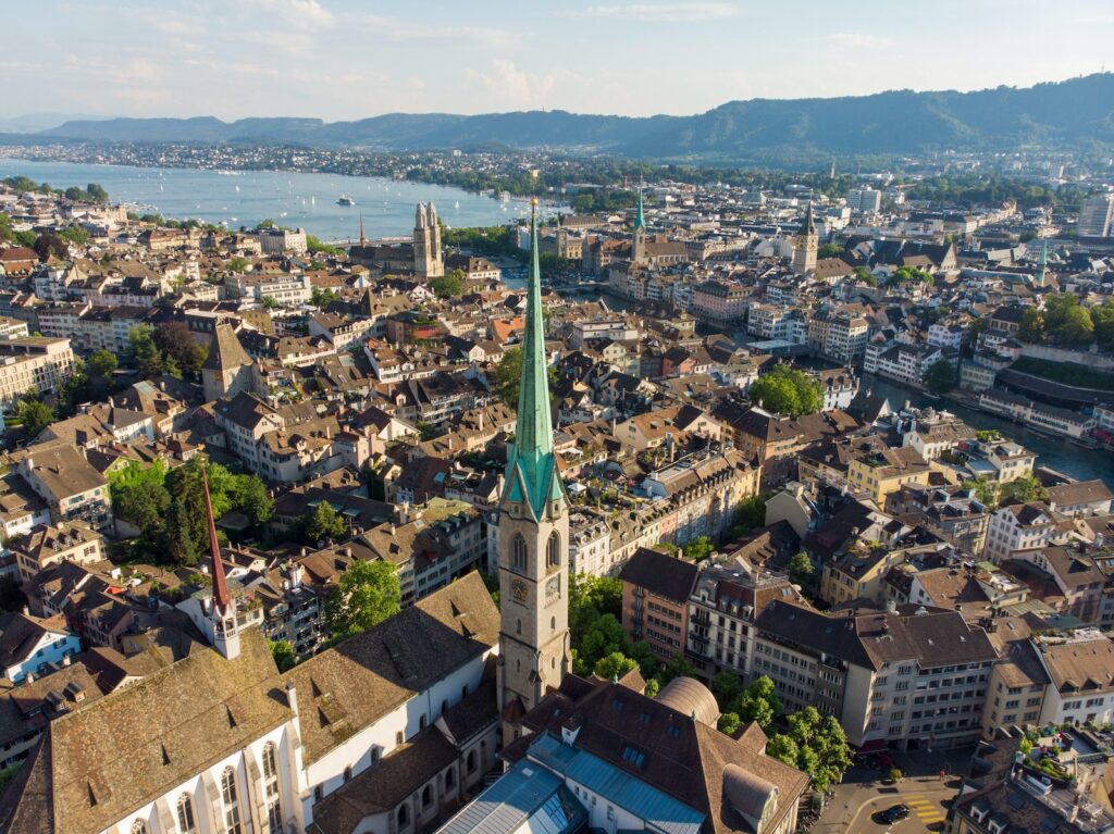 Neighborhoods to live in Zurich