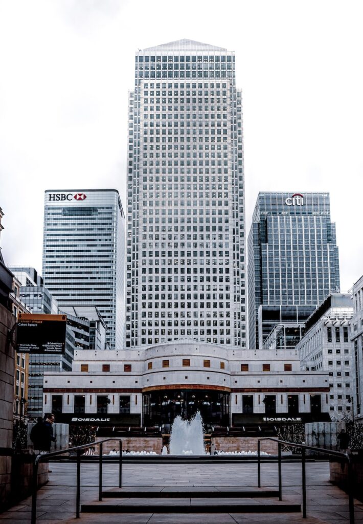 Best East London Neighborhoods: Canary Wharf